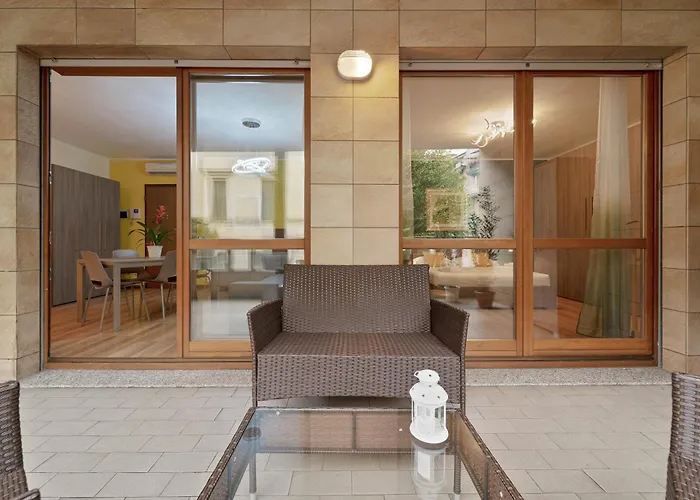 Bwr - Apartment With Terrace , Bartolini